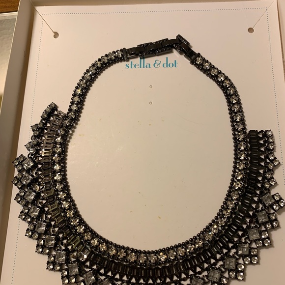 Stella & Dot PALLADIAN Silver/Black  Necklace - Picture 3 of 3